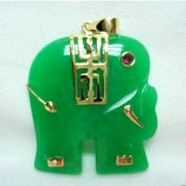 Charmant! Collier pendentif éléphant en jade vert 18'' Grade AAA