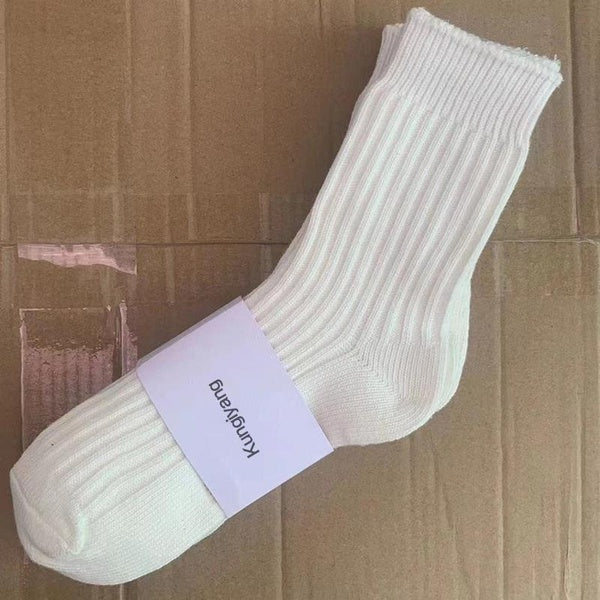 Kungiyang Socks Pure white cotton stockings with vertical stripes