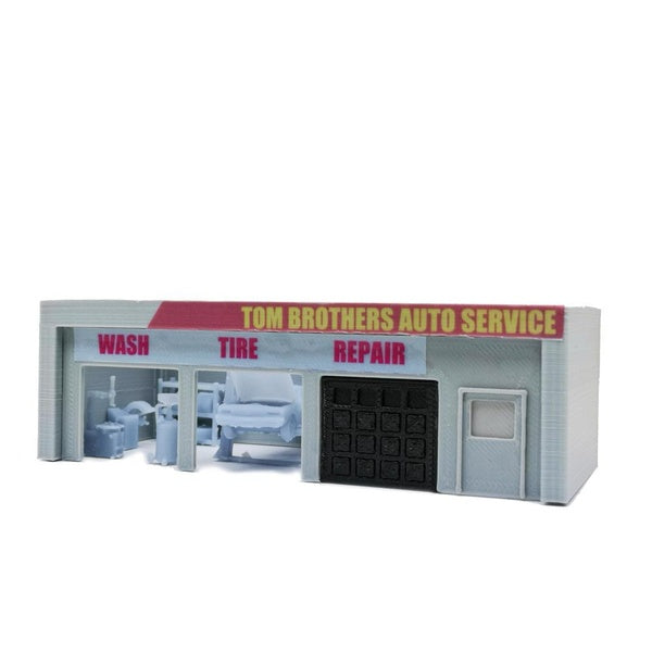 Outland Models Auto Service Shop & Accessories 1:220 Z Scale Matron Inn