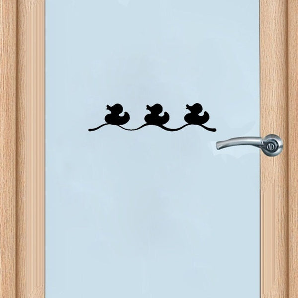 25*5.6CM Cute Duck Take A Shower SALLE DE BAIN Door Sticker Wall Decal Graphical