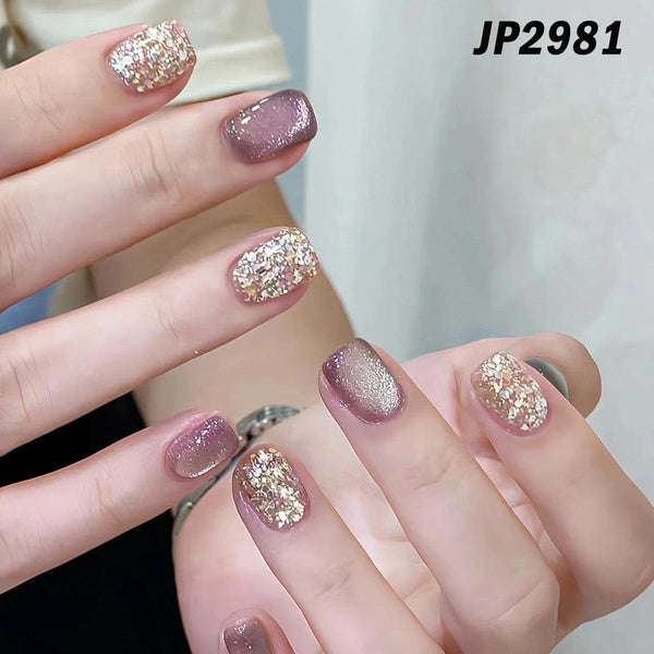 French Glitter Powder Short Fake Nails Blood Red Cat Eyes Wearable Nails Solid Colored Fake Nails Fake Nails With Glue for Girls