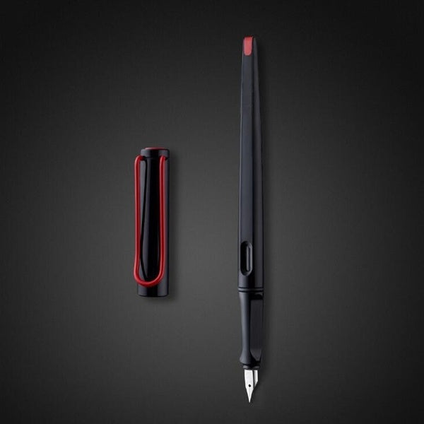 Brand New Fashion Office Noir Stylo Plume En Plastique Rouge Long Corps EF F Nib Ink Fountain Pens