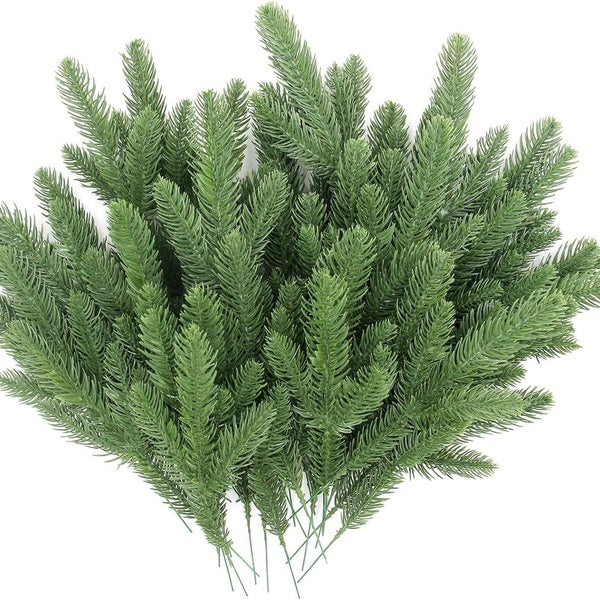50 Pcs Artificial Pine Branches Green Plants Pine Needles DIY Accessories for Garland Wreath Christmas and Home Garden Decor