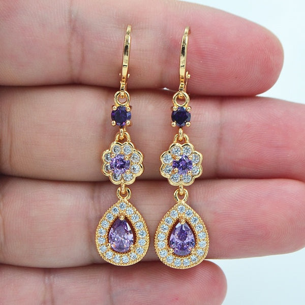 Boucles d'oreilles pendantes de mariage en forme de goutte d'eau de zircon cubique violet de luxe pour femmes
