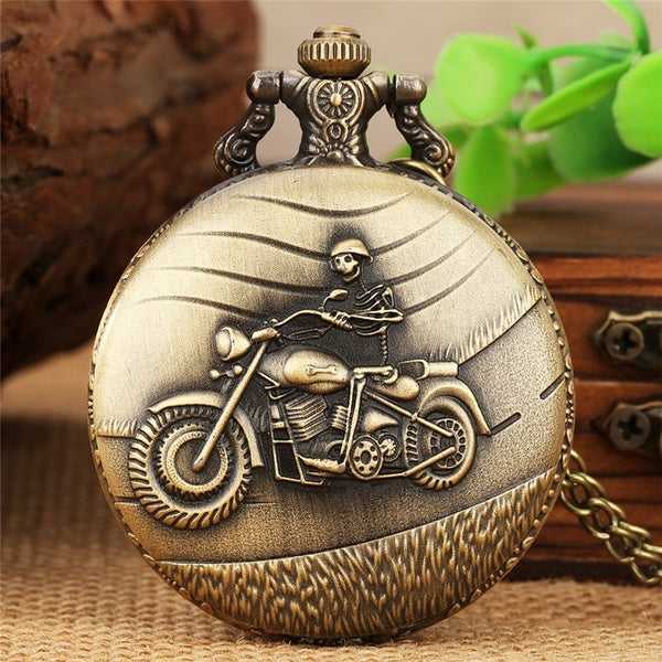 Classique crâne moto modèle hommes femmes Quartz analogique montre de poche numéro arabe affichage horloge avec chaîne