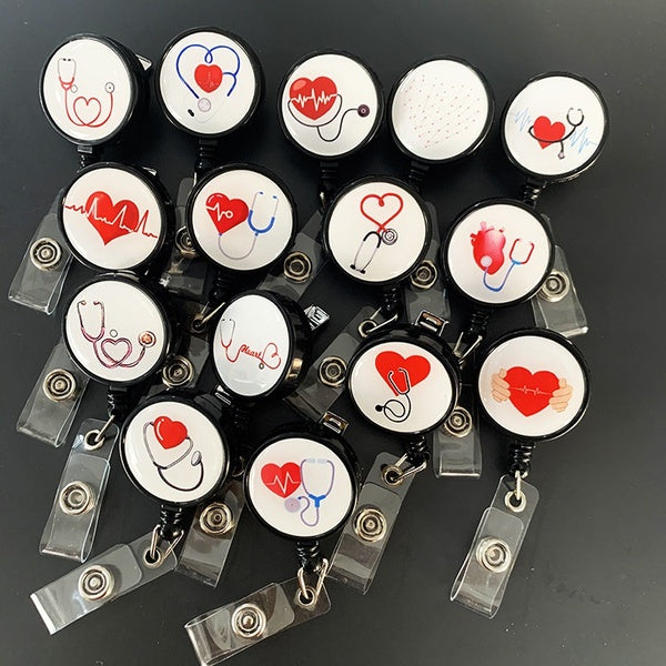Porte-clés facile à tirer Clip docteur et infirmière Badge porte-clés dessin animé mignon rétractable ID porte-clés fournitures de bureau scolaire
