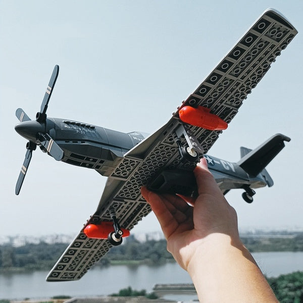 Military Model WW2 Series P51 Fighter Collection Ornament Building Blocks Bricks Toys Christmas Gifts