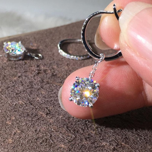 Boucles d'oreilles pendantes en forme de diamant de laboratoire plaqué argent à la mode pour les femmes proposition de fiançailles cadeau de bijoux d