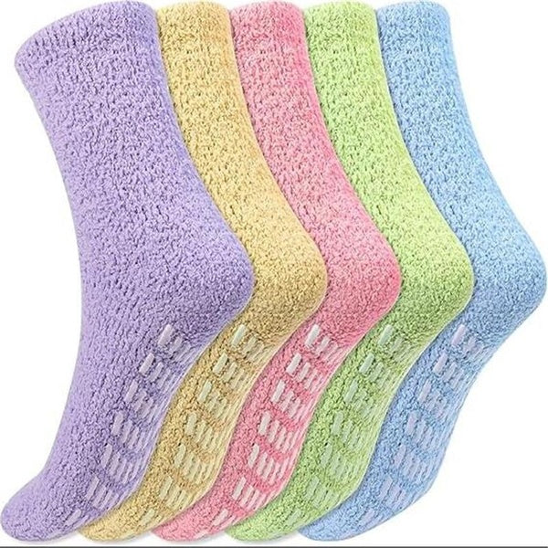 5 Pair of Women's Fluffy Socks, Soft, Warm, and Comfortable Round Neck Socks with Anti Slip Clips in Winter, Which Can Prevent Shedding and Prevent H