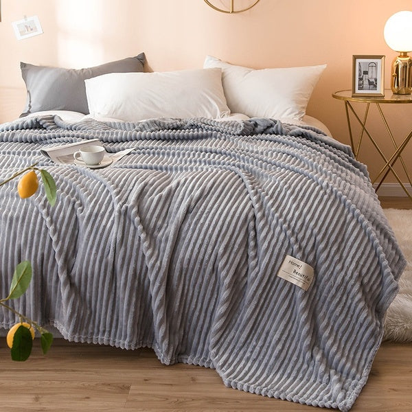 Fashion Luxury Blankets for Beds Solid Color Soft Warm Square Flannel Blanket on The Bed Thickness Plush Throw Blanket Air-conditioning Blanket