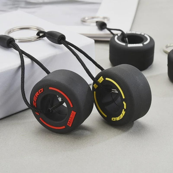 1 pièces de luxe Mini F1 pneu de course porte-clés accessoires de clé de voiture pendentif de pneu en PVC breloque pour sac Gadgets pour hommes cadea