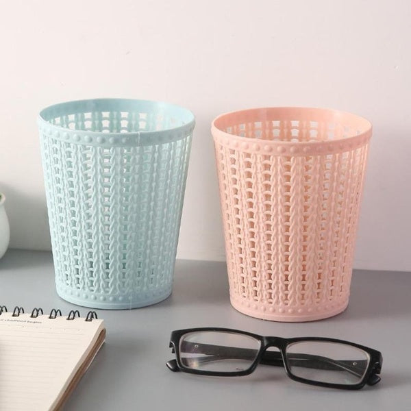 Desktop Mini Trash Can Rattan Pattern Design Hollow Waste Bin Trash Container For Cars Homes Offices