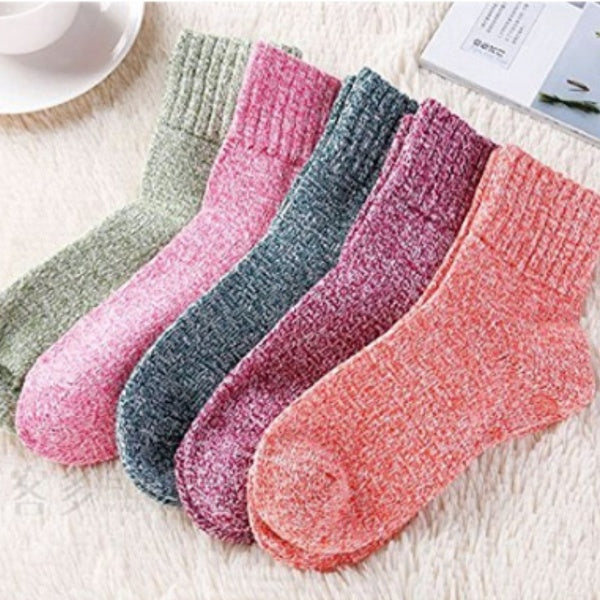 5 pairs Japanese Style Beautiful Warm Thickening Rabbit Wool Winter Socks Vintage Women Socks
