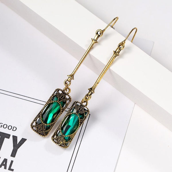 New Exquisite Retro Hollow Green Zircon Dangle Earring for Women's Fashion Ladies Earrings Accessories Jewelry Gift Matron Inn