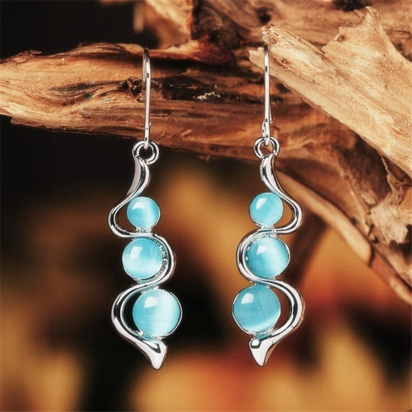 Boucles d'oreilles pendantes en pierre de lune Boucles d'oreilles en saphir Bijoux fantaisie Boucles d'oreilles en saphir pour cadeau d'anniversaire