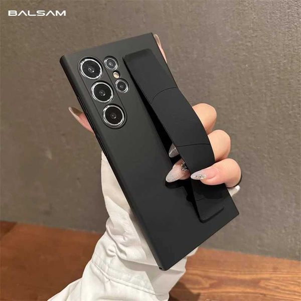 Luxury ultra-thin matte elastic silicone wristband shockproof shell suitable for S24 S23 Ultra S24 S23 Plus PC hard transparent cover M24120