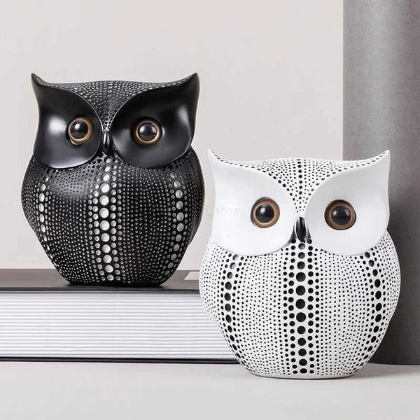 Resin Owl Statue Living Room Decoration Accessories Desk Decoration Statue Decorations for Home Figurines MiniaturesB240710B240707