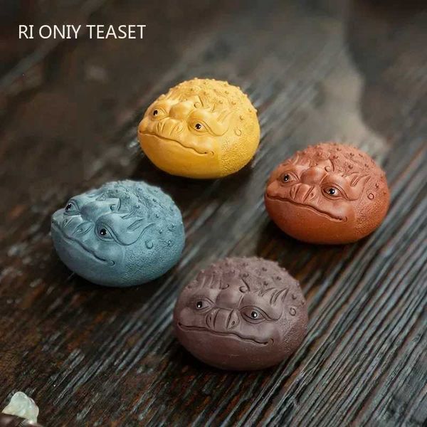 Exquisite handmade purple clay tea pet accessories lucky gold toad statue animal tea set decoration accessories W240815