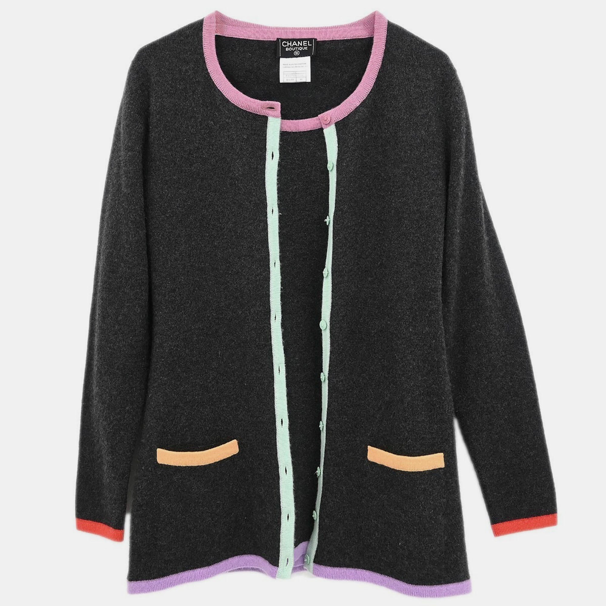 Chanel Ensemble Cardigan Short Sleeve Top Gray 98C #40