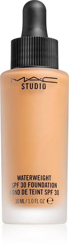 Mac Studio Waterweight Foundation SPF 30 - Flytende sminke 30 ml NC45