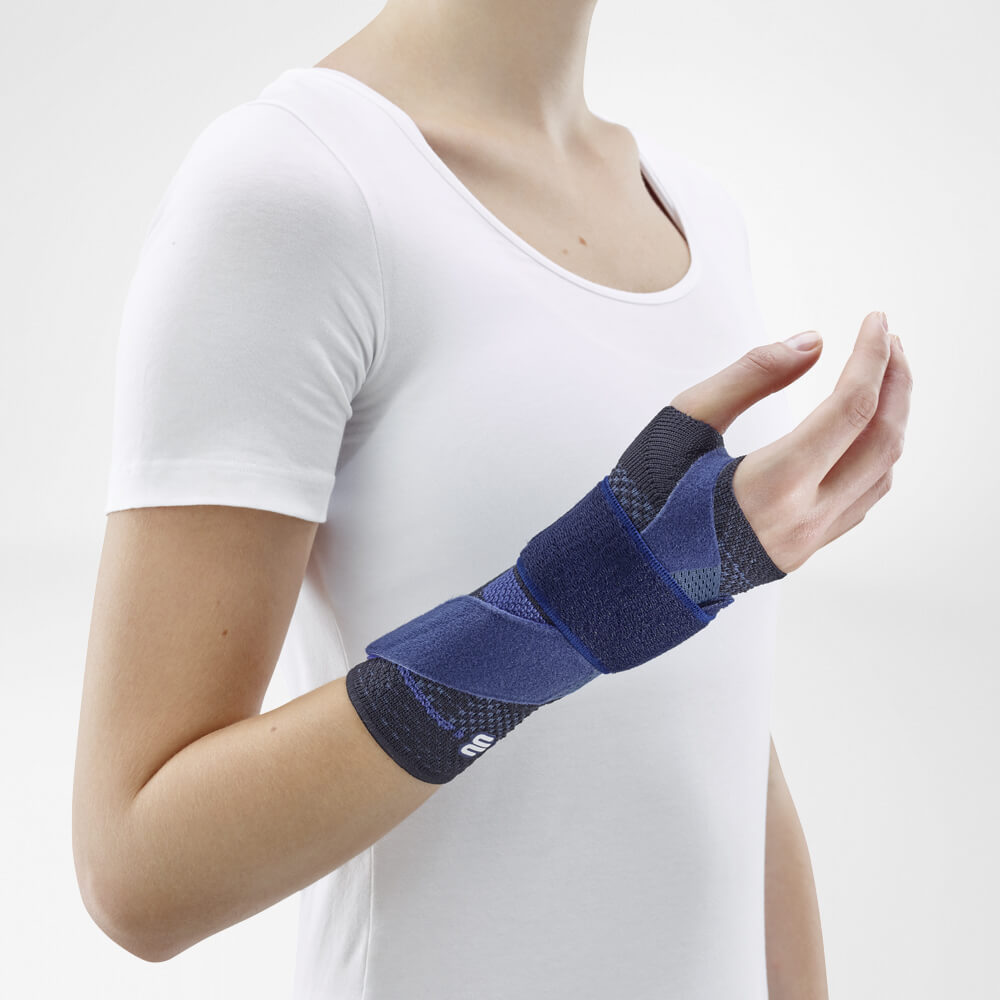 Bauerfeind ManuTrain Stabilizing Wrist Brace Left 1 Black