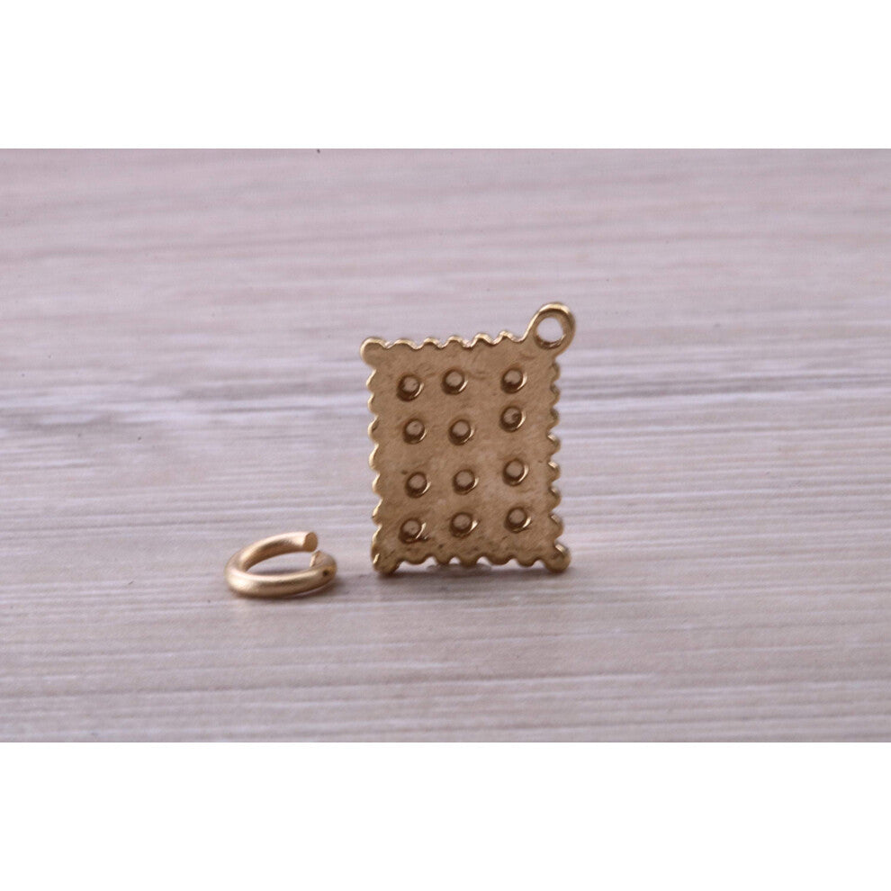 9ct Gold Cracker Biscuit Charm