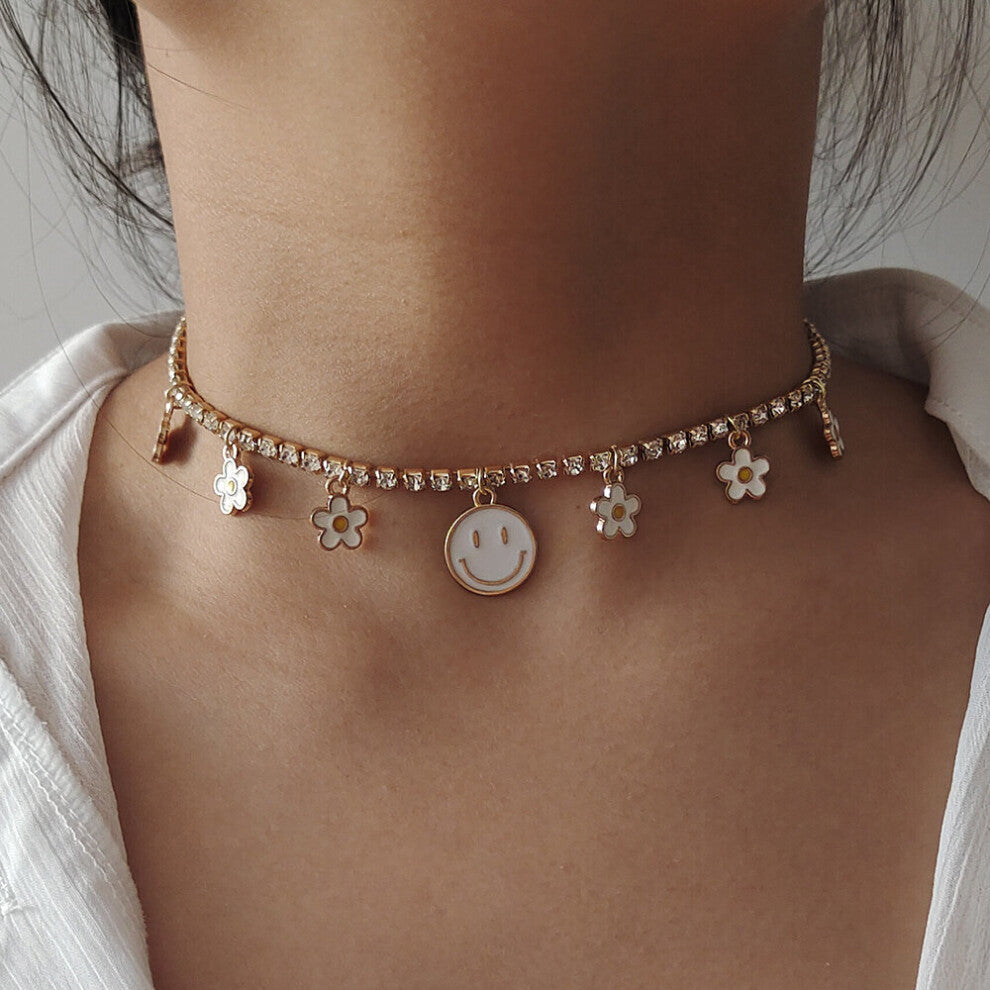 ZX INS Smiley Face & Butterfly Pendants Necklace for Women Good Rhinestone Crystal Chain Chokers Necklace Accessories