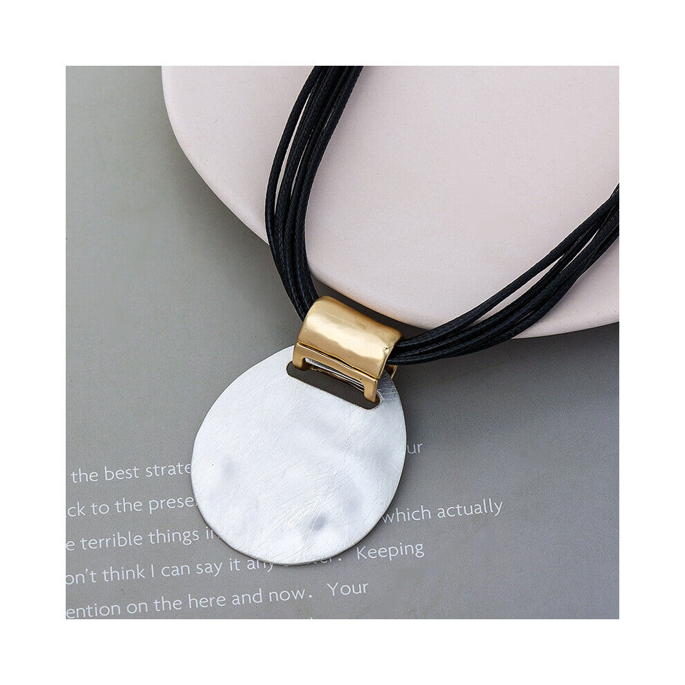 Neck Chokers Necklace Adjustable Zinc Alloy Leather Goth Chain Women's Jewelry Round Pendants Decoration Party Presents