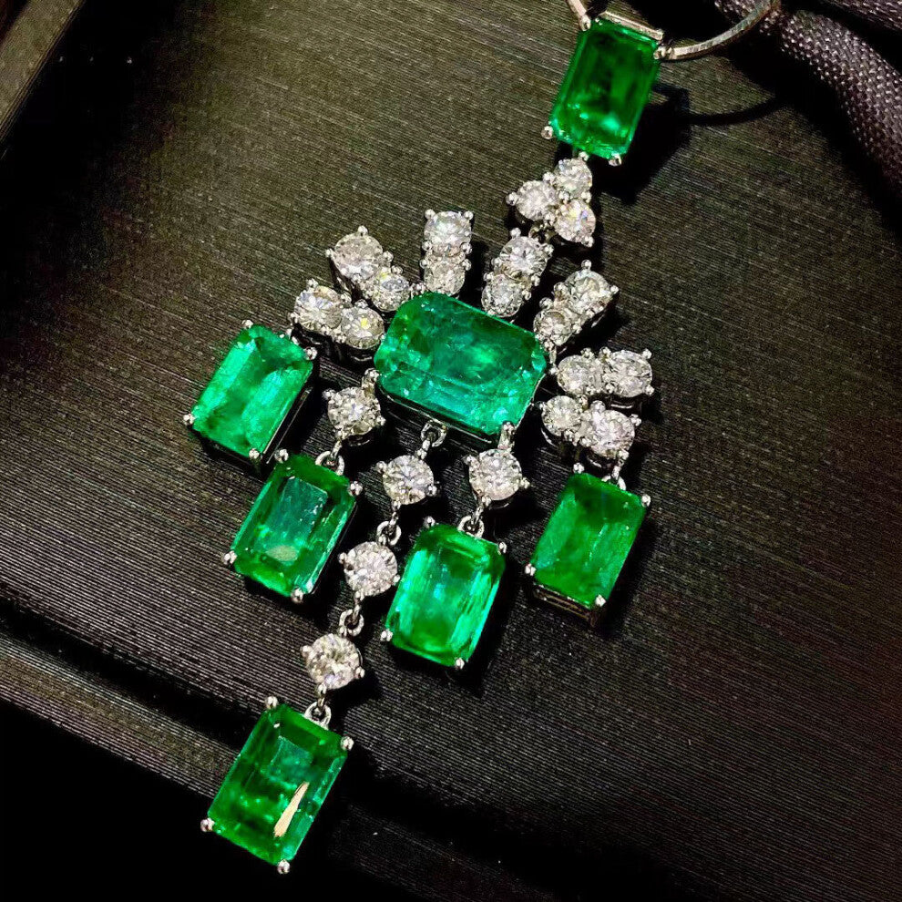 Ladies Emerald Zirconia Pendant Necklace Vintage Charm Chokers Wedding Party Necklace Jewelry