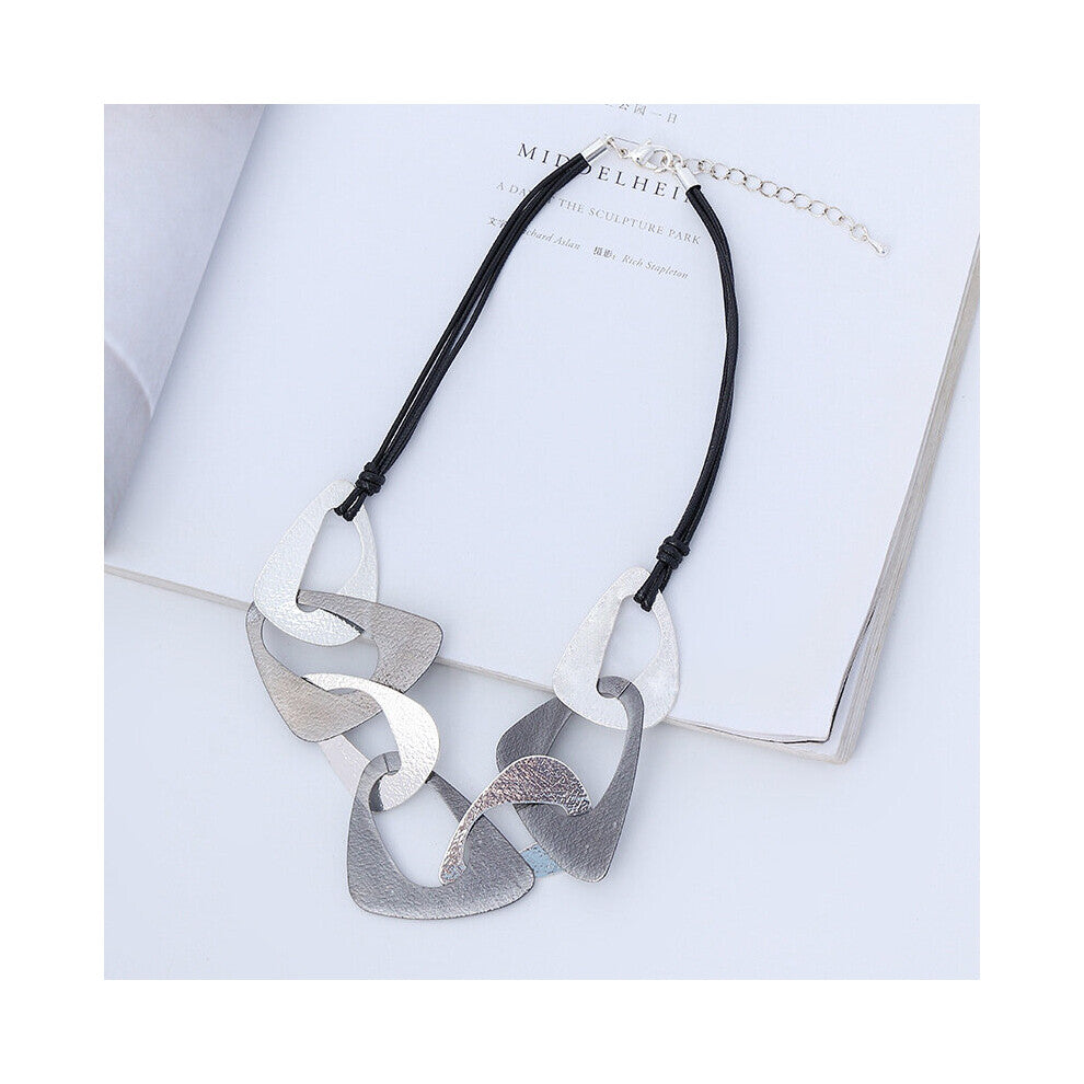 Jewelry Chokers Necklace Pendants Suspension Chains Around the Neck Goth Accessories for Women Items