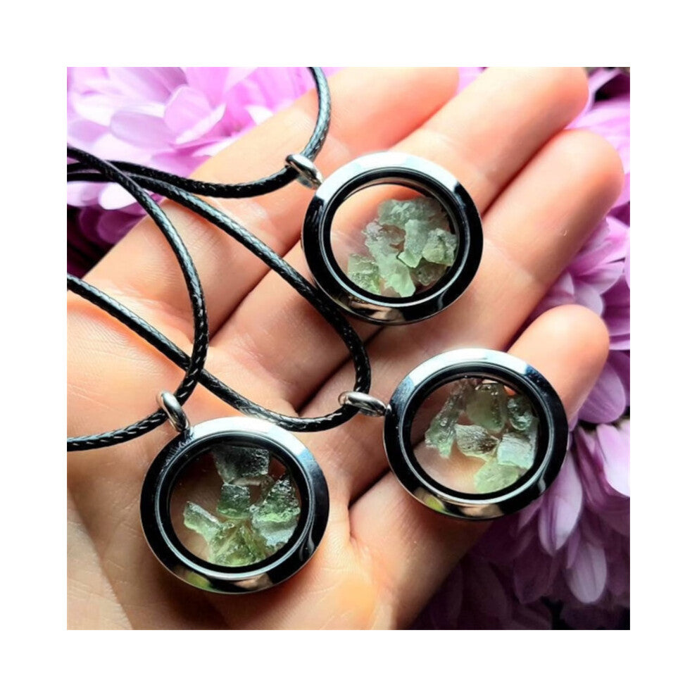 1-5 Gram Pieces Libyan Desert Glass Moldavite Chips Necklace for Women Men ?Natural Raw Rough Meteorite Jewelry Locket Crystal