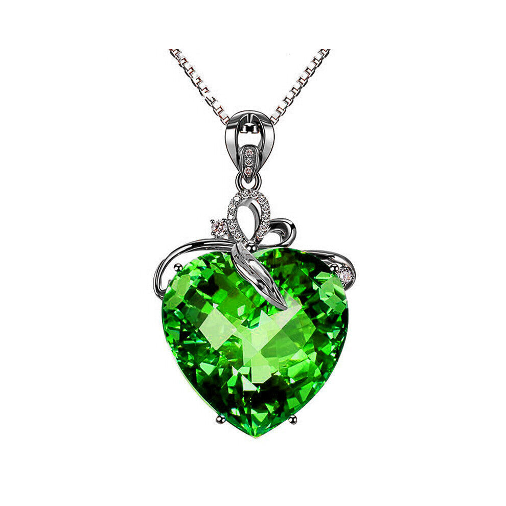 925 Silver Jewelry Necklace Heart Shape Emerald Zircon Gemstone Pendant for Women Wedding Engagement Party Accessories