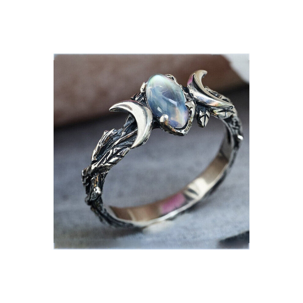 Retro Ethnic Style Moonstone Ring for Woman Bohemian Retro Crescent Ring Female Engagement Jewelry Wedding