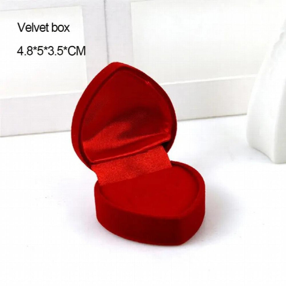 Jewelry Shell Heart Velvet Boxes for Women Wedding Engagement Ring Earrings Necklace Portable Display Container