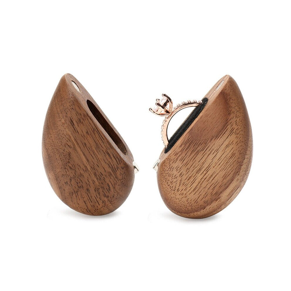 Rustic Walnut Wood Engagement Ring Box Solid Wood Hinge-Magnet Heart Ring Box for Proposal Wedding Ring Storage Earring