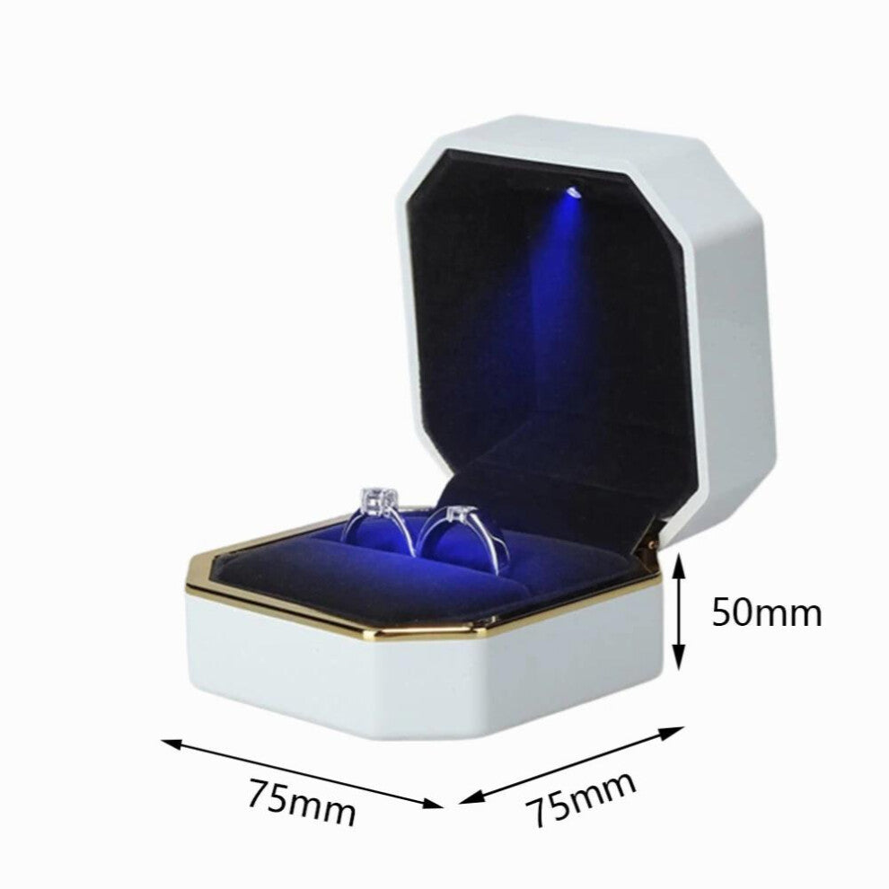1 Pcs LED Jewelry Ring Box Velvet Rubber Necklace Pendant Display With Light For Proposal Engagement Wedding Case