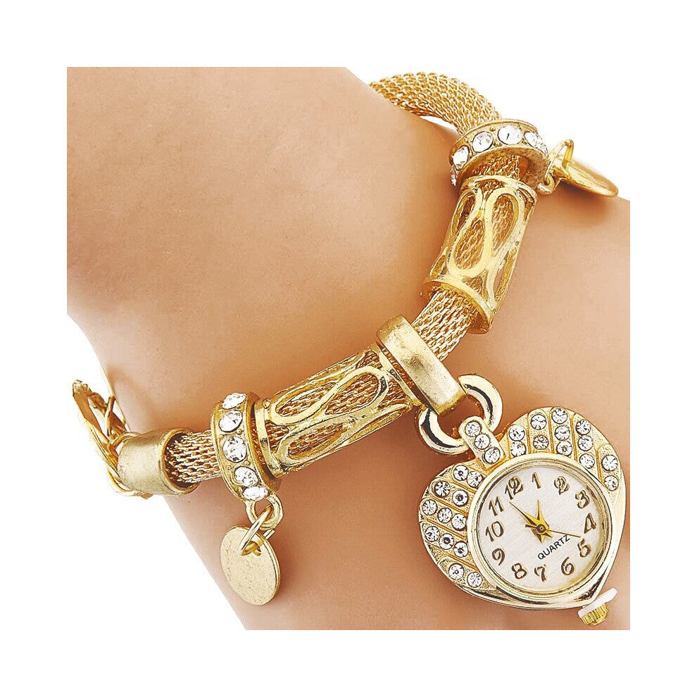 Casual Dress Watches Women Love Quartz Watch Ladies Bracelet Watch Heart Wristwatch Lady Clock Relogio Feminino