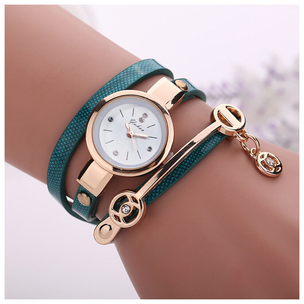 Selling Women Bracelet Watch Quartz Watch Wristwatch Women Dress Leather Casual Bracelet Watches Relogio Feminino