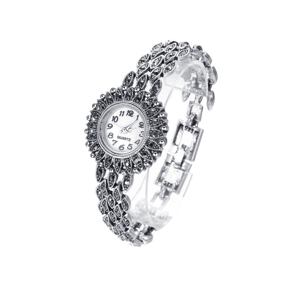 Ancient Silver Plated Bracelet Watches for Women Quartz Watch Accessories Female Wrist Watch