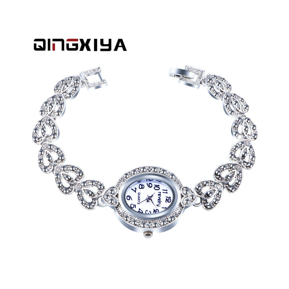 Women Gray Crystal Bracelet Watches Women Dress Wristwatch Ladies Antique Silver Quartz Watch