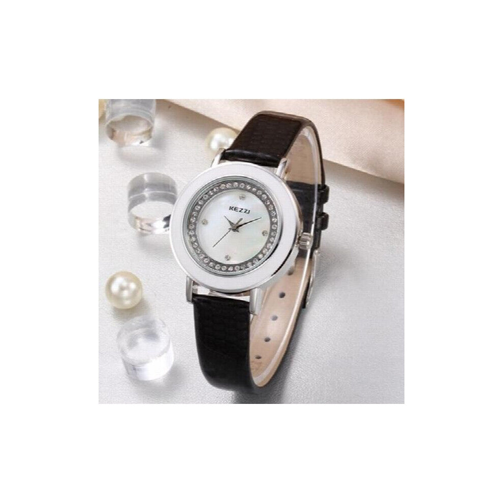 7050 Women Bracelet Watch Flower Dial Quartz Watches Clock