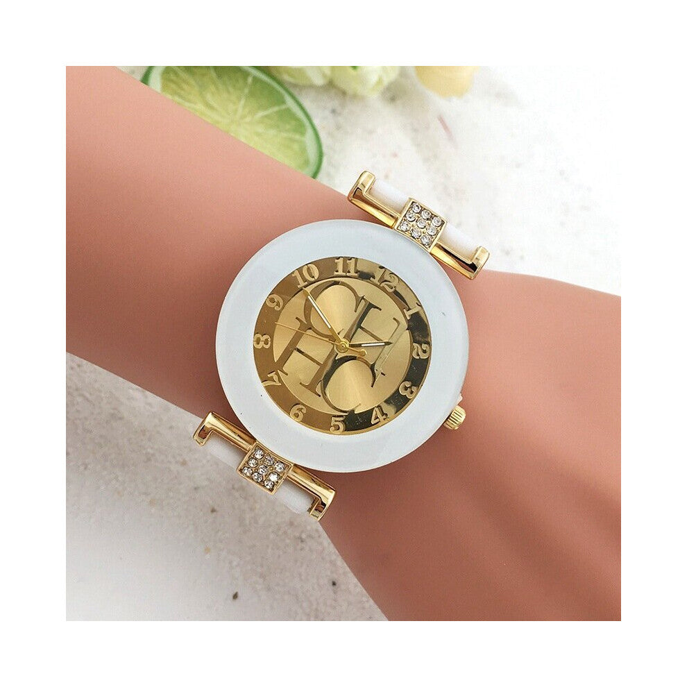 Top Watches For Women Silicone Letters Digital Diamond Quartz Wristwatches Ladies Watch Montre Femme