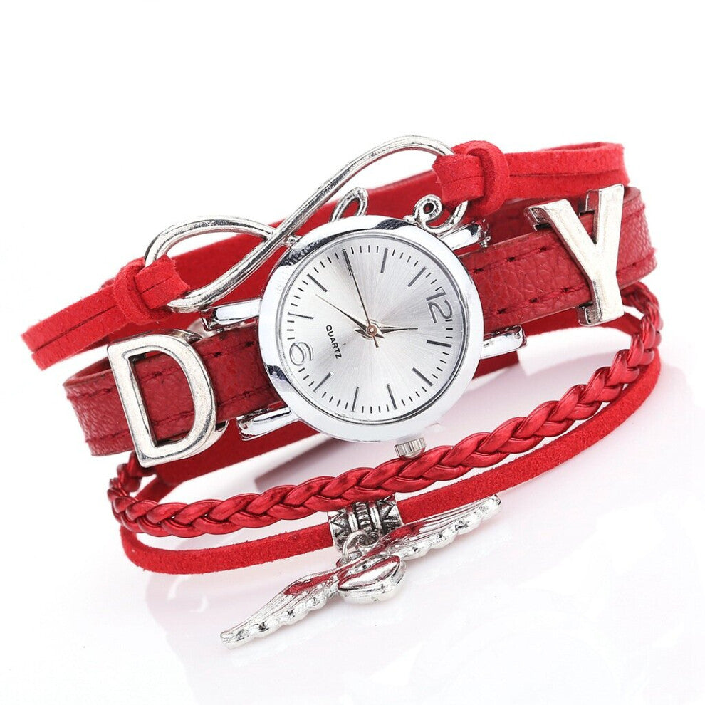 Watches For Women Silver Heart Pendant Leather Belt Quartz Clock Ladies Wrist Watch Quartz Wristwatches
