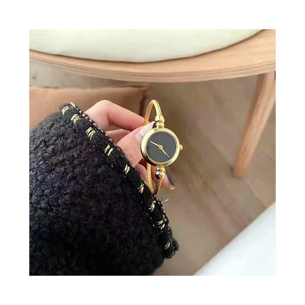 Stainless Steel Women Watches Selling Quartz Watch for Women Temperament Bracelet Woman's Watch