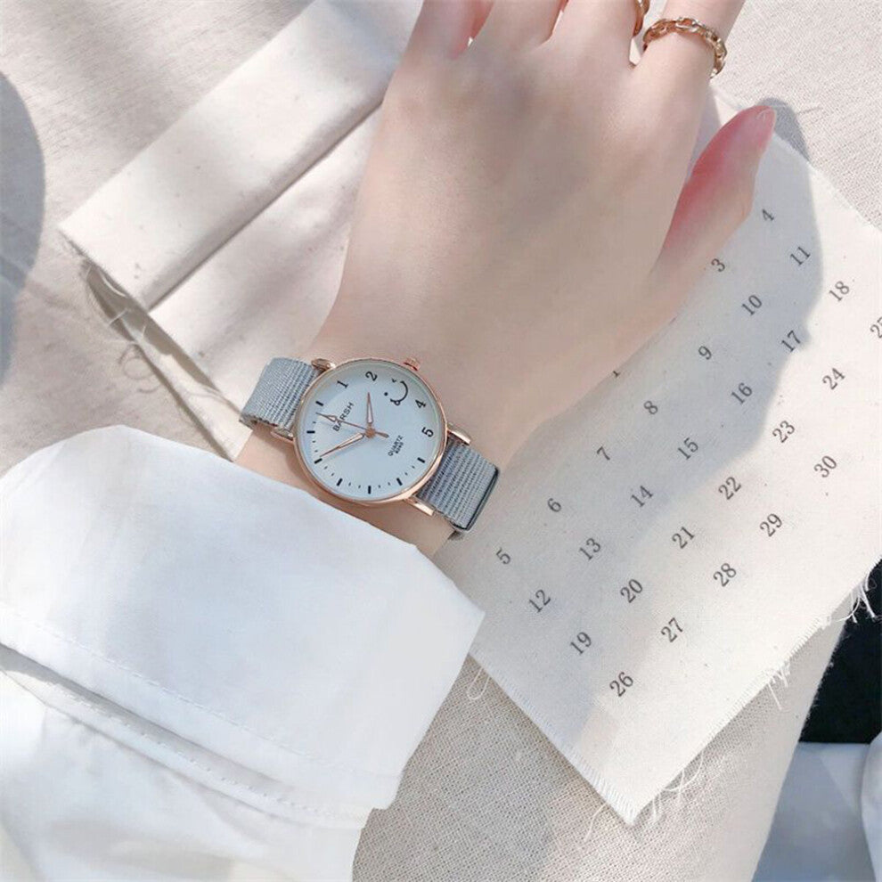 Ins Digital Wristwatches Women Casual Watch Women Round Dial Quartz Watch for Women Students Watches Gift