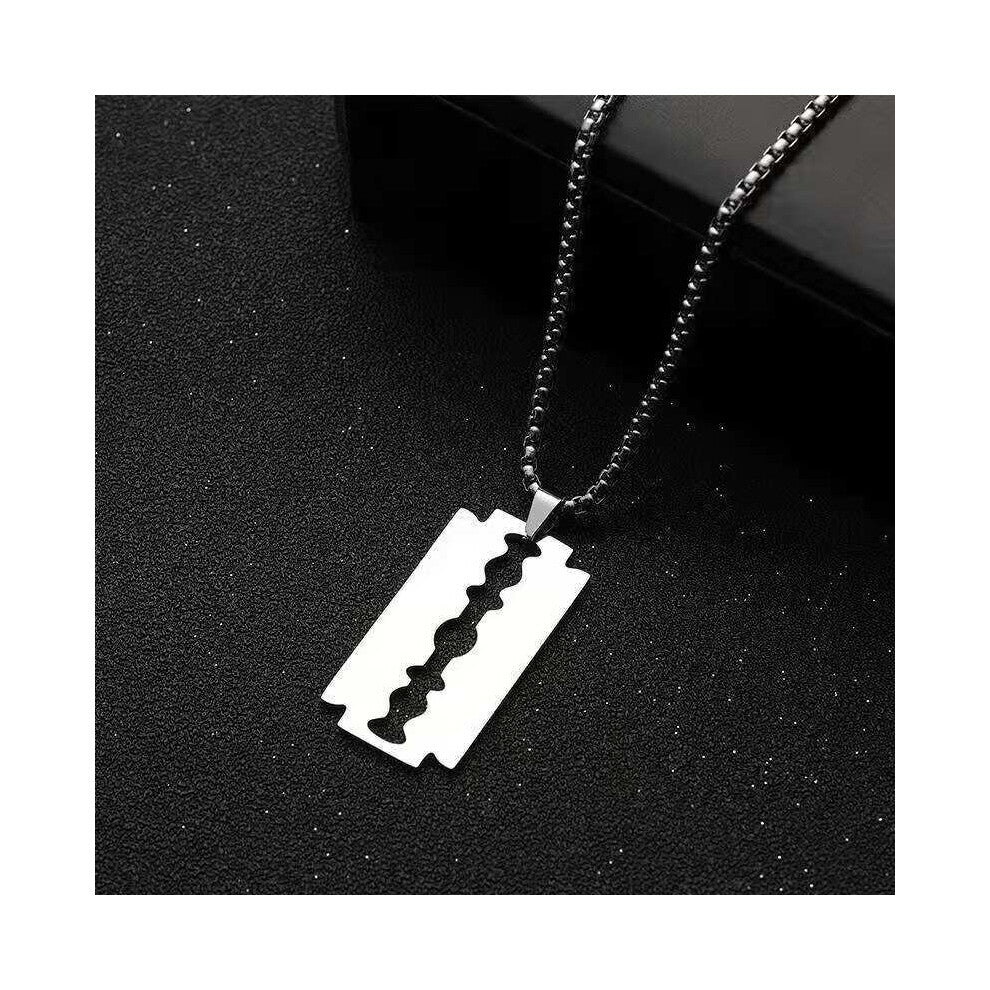European And American Version Hip hop Razor Pendant Necklace Men And Women All match Long Sweater Chain Pendant Accessories