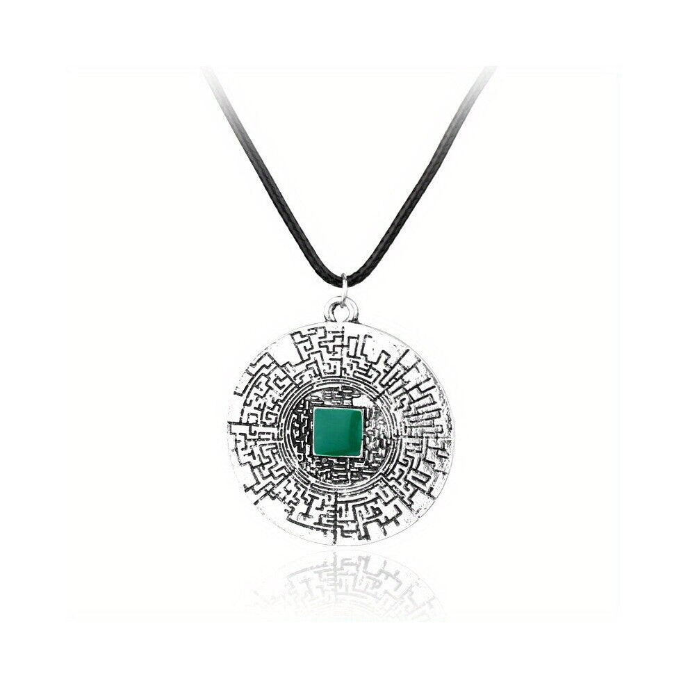 Men Round Pendant Accessories Maze Necklace Accessories