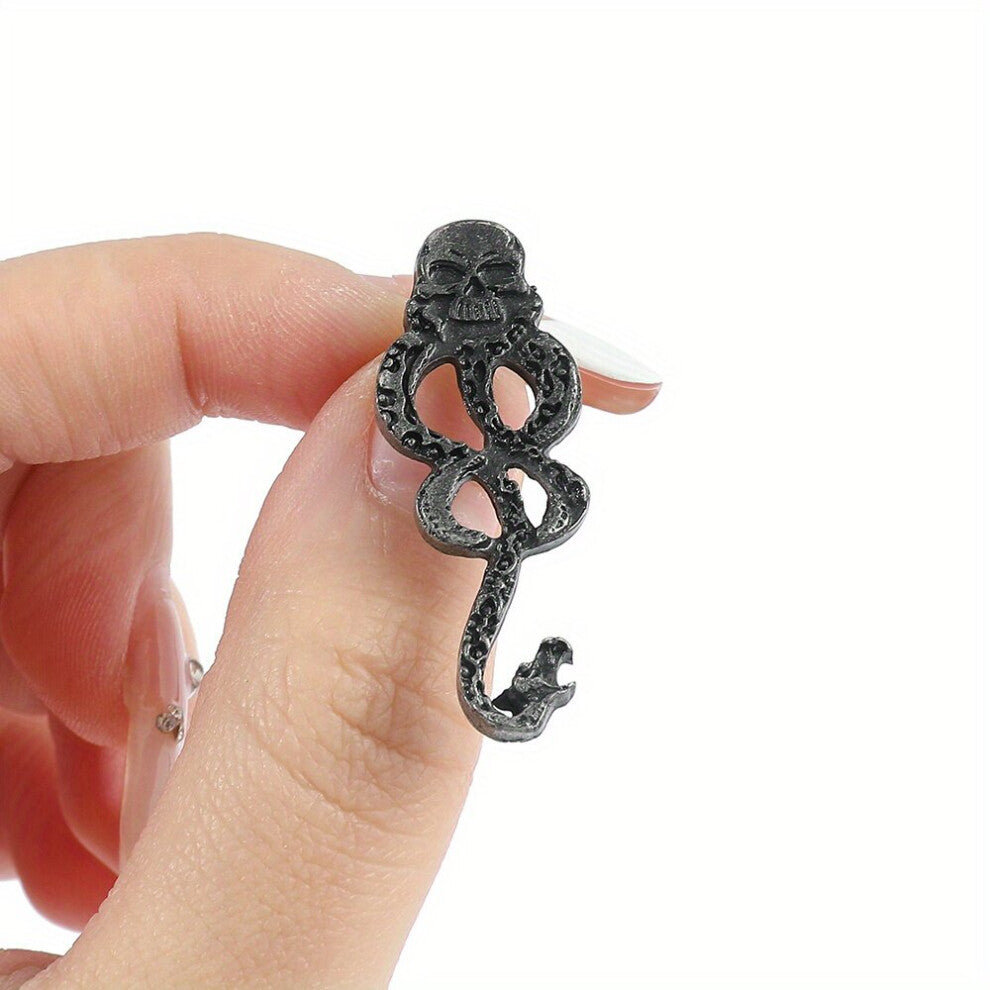 Vintage Snake Brooch Gothic Punk Jewelry Backpacks Jackets Hats Scarves Pants Pin Accessories Jewelry