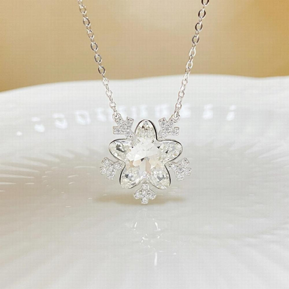 Top Womens Iced Out Bling Snow Flake 925 Sterling Silver Chokers SS925 Crystal Necklace Silver Pendant Necklaces
