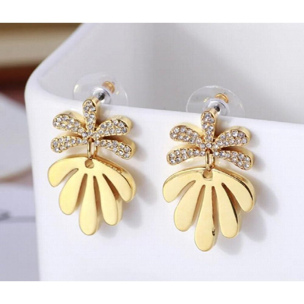 leaf shape inlaid zircon Earrings.More photos the